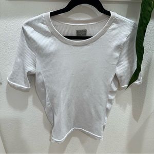 Athleta renew seamless tee older style size M